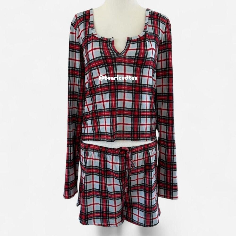 Plaid Colsie Red XS Pajama Set, Soft, Perfect for Autumnnights and cozy weather
